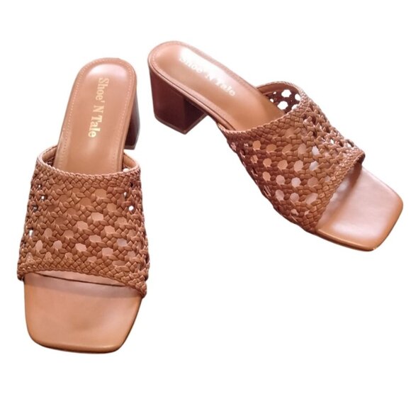 Shoe'N Tale Size 7.5 Sandals Heeled Square Open Toe Woven Mules Slip-On Slides - Picture 2 of 12